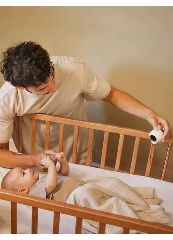 Intelligent babyalarm med kamera fra Moonboon