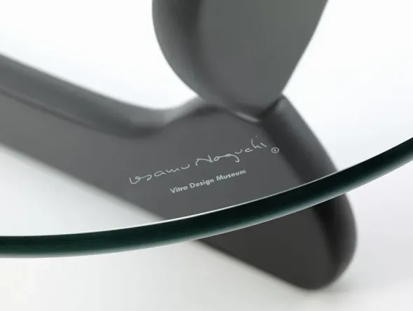 Isamu Noguchi Coffee Table fra Vitra