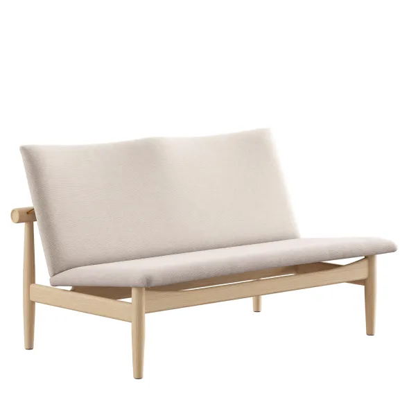Japan 2 pers. sofa, eg klar olie af Finn Juhl