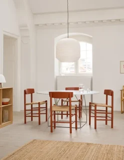 J39 Folkestolen, heritage red af Børge Mogensen