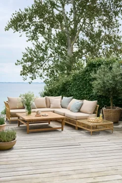 Julian Loungebord, 120x120 cm fra Sika-Design