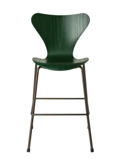 3177 Junior Højstol, farvet ask af Arne Jacobsen