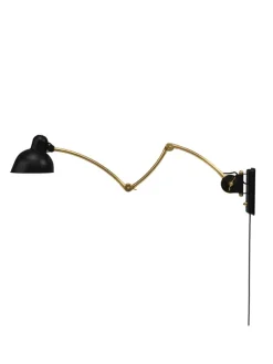 Kaiser Idell 6559-W væglampe fra Fritz Hansen