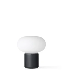 Karl-Johan portable bordlampe, Cold Black fra New Works