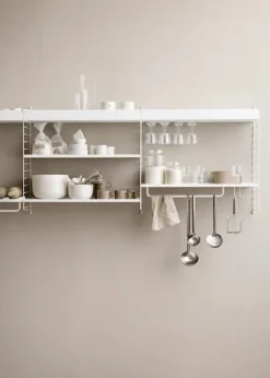 Køkkenreol, bundle I fra String Furniture
