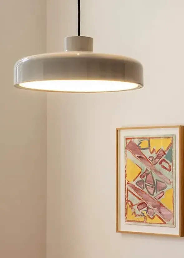 Lacquer pendant medium, grey fra Nine