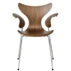 3208 Liljen armstol i valnød af Arne Jacobsen