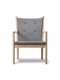 1788 Lænestol af Hans J. Wegner
