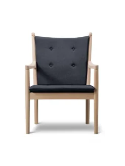 1788 Lænestol af Hans J. Wegner