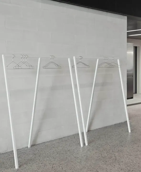 Loop Stand Wardrobe fra Hay