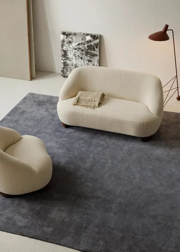 Margas LC3 sofa fra &Tradition