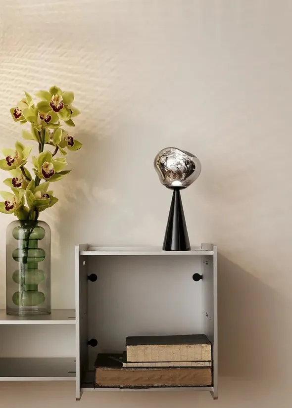 Melt Portable Bordlampe, black fra Tom Dixon