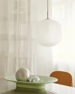 Mere Bowl 52 x 36 cm, light green fra Muuto