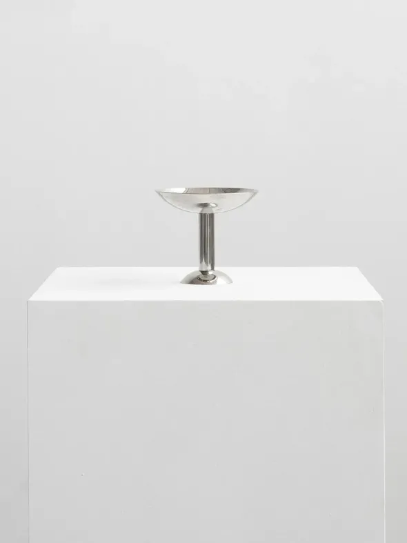 Metal Champagne Coupe, tall fra Louise Roe