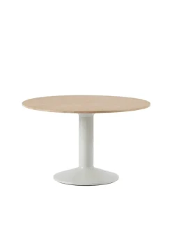Midst Table Ø 120 cm, oiled oak fra Muuto
