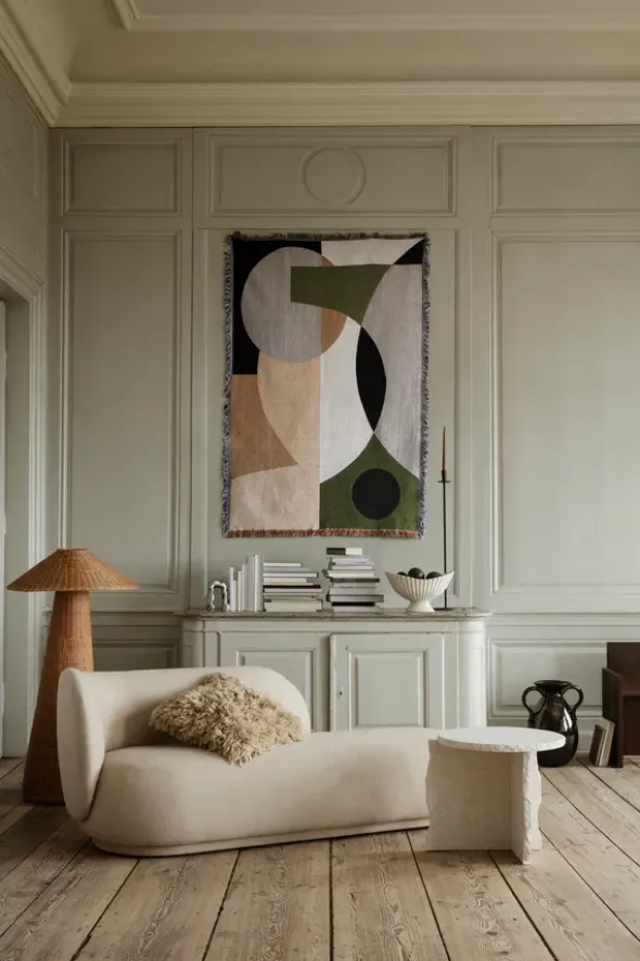 Mineral Sculptural Table fra Ferm Living
