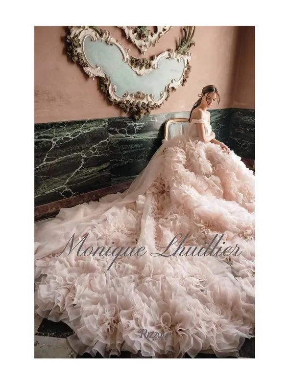 Monique Lhuillier: Dreaming of Fashion and Glamour fra New Mags