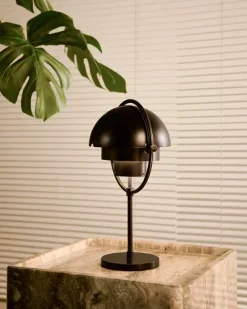 Multi-Lite Portable Bordlampe fra GUBI