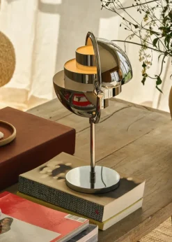 Multi-Lite Portable Bordlampe, messing fra GUBI