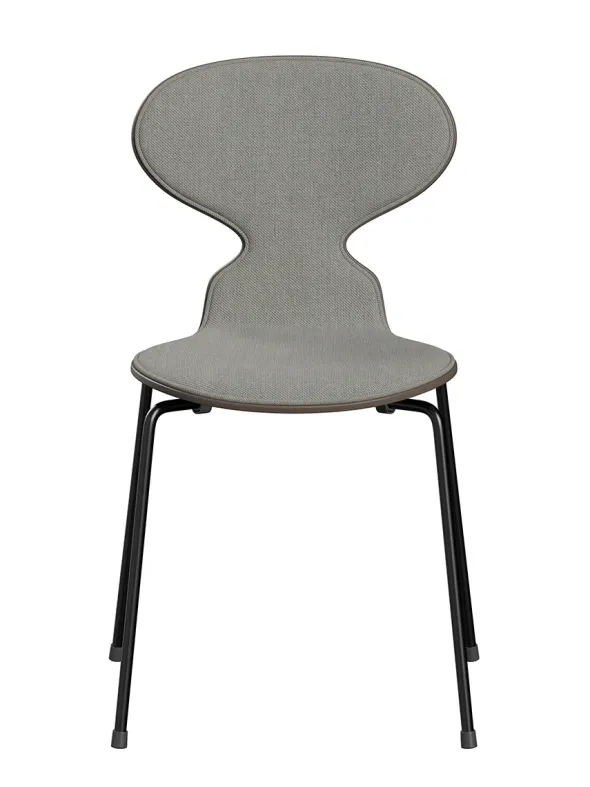 3101 Myren Stol, forsidepolstret af Arne Jacobsen