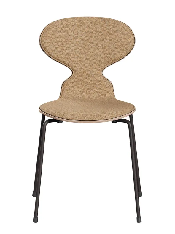 3101 Myren Stol, forsidepolstret af Arne Jacobsen