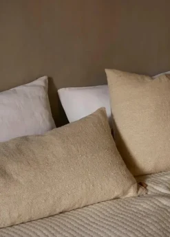Nettle Cushion, long fra Ferm Living