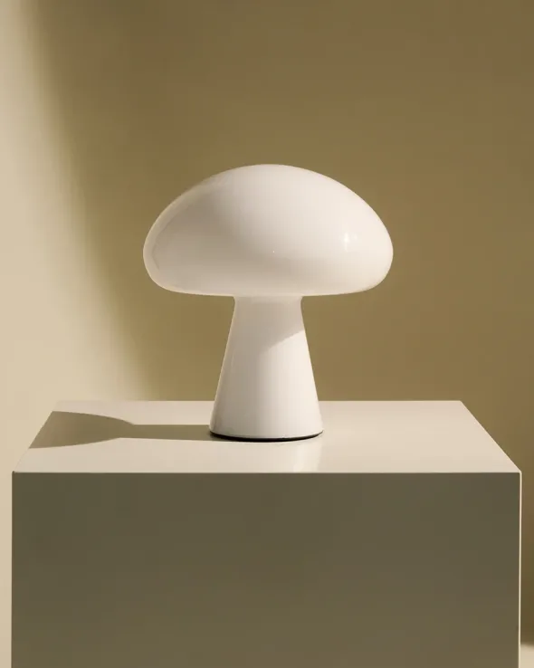 Obello Portable Bordlampe fra GUBI