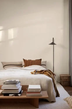 Oblique Bench fra Ferm Living
