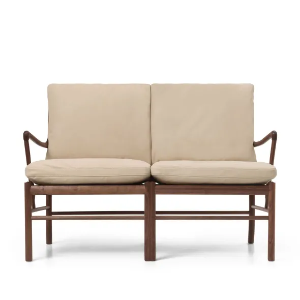 OW149-2 Colonial sofa valnød olie, Terra-læder af Ole Wanscher