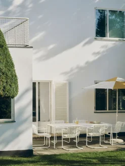Palissade Cantilever Dining Armchair fra Hay