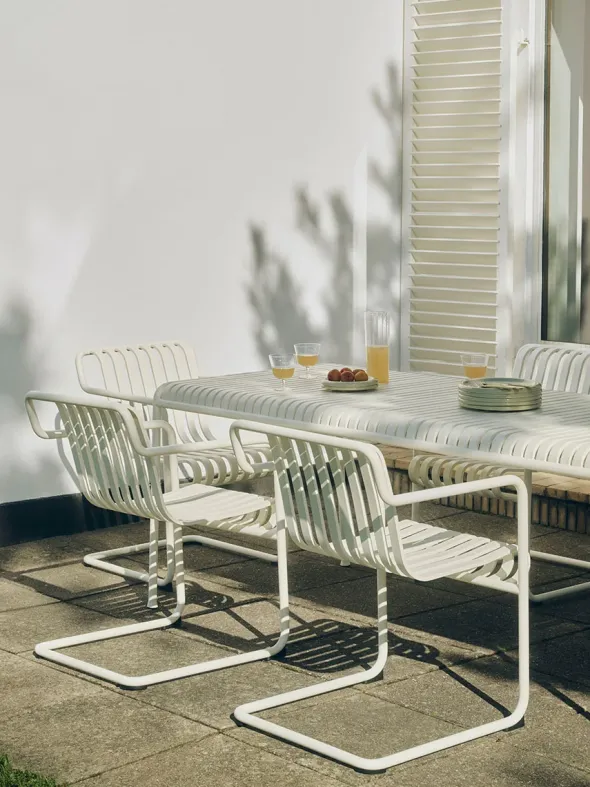 Palissade Cantilever Dining Armchair fra Hay