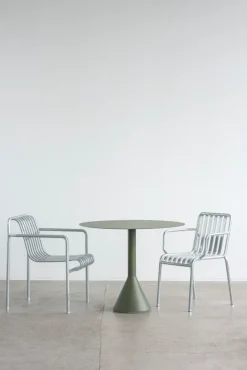 Palissade Cone Table fra Hay