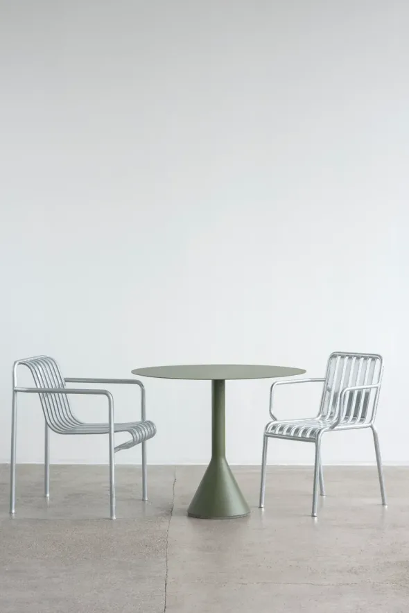 Palissade Cone Table fra Hay