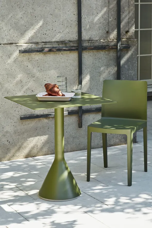 Palissade Cone Table fra Hay