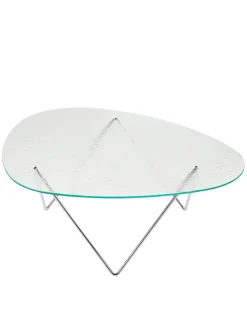 Pedrera Coffee Table, Transparent Structured Glass fra GUBI