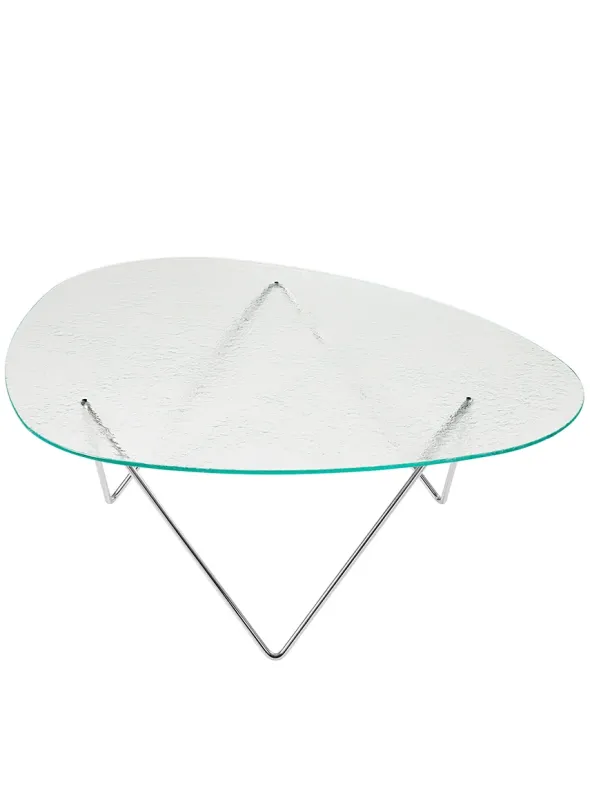 Pedrera Coffee Table, Transparent Structured Glass fra GUBI