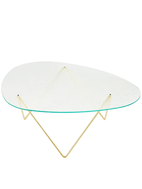 Pedrera Coffee Table, Transparent Structured Glass fra GUBI