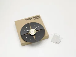 Petal Clock fra Vitra