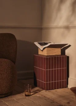 Pillar sidebord fra Ferm Living