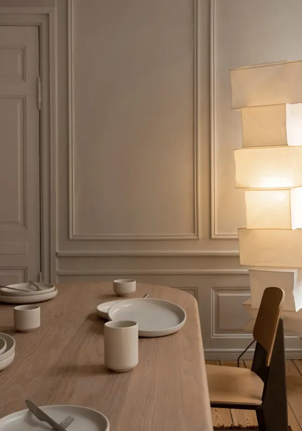 Pisu 16 Plate, vanilla white fra Louise Roe