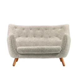 Poet sofa, eg olie af Finn Juhl