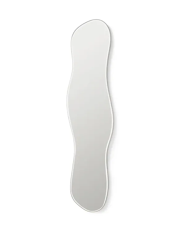 Pond Mirror Full Size, dark chrome fra Ferm Living
