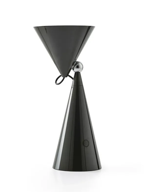 Pose Portable Bordlampe fra Tom Dixon