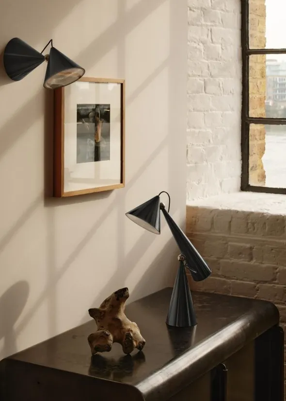 Pose Surface væglampe fra Tom Dixon