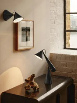 Pose Surface væglampe fra Tom Dixon