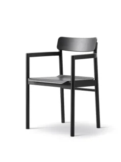 Post Spisebordsstol, eg sort lak fra Fredericia Furniture