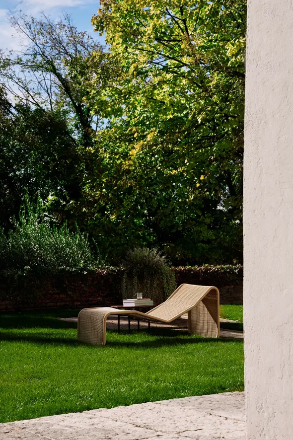 P3S Outdoor Chaise Lounge fra GUBI