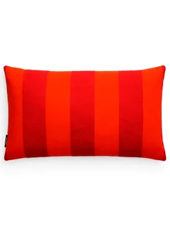 Reflex Cushion, 45 x 75 cm fra Kvadrat