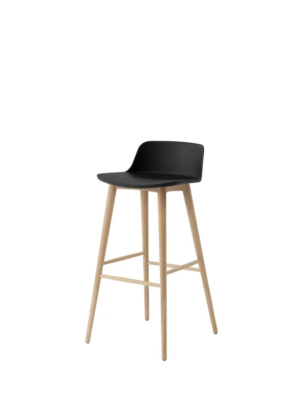 Rely HW123 bar stool, oak fra &Tradition