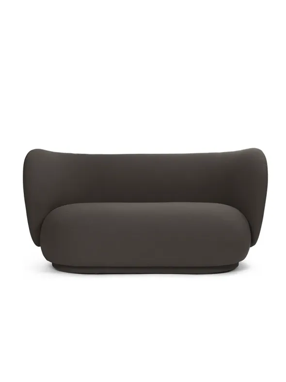 Rico Sofa 2 Grain, chocolate fra Ferm Living